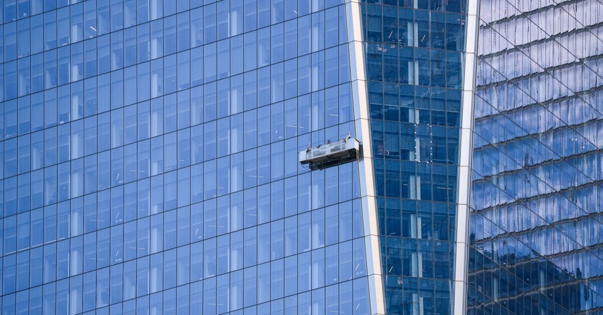 Valcourt window cleaning